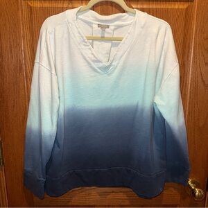 T by Talbot’s Blue and White Ombre V-Neck Sweatshirt